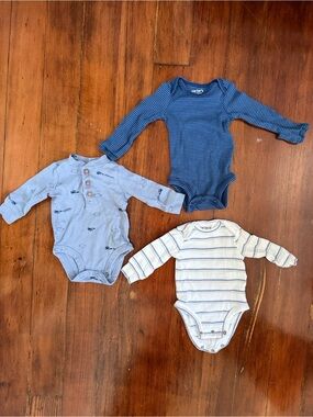 Bundle of Carter's Long-Sleeve One-Piece Bodysuits